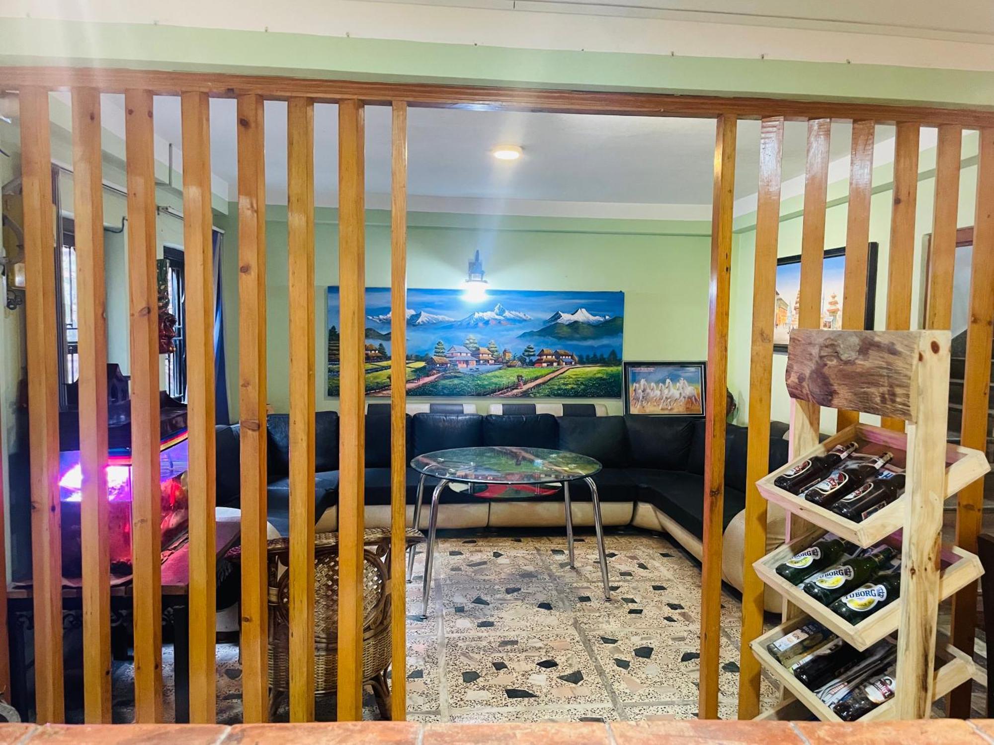 Hotel Bhaktapur Inn Экстерьер фото