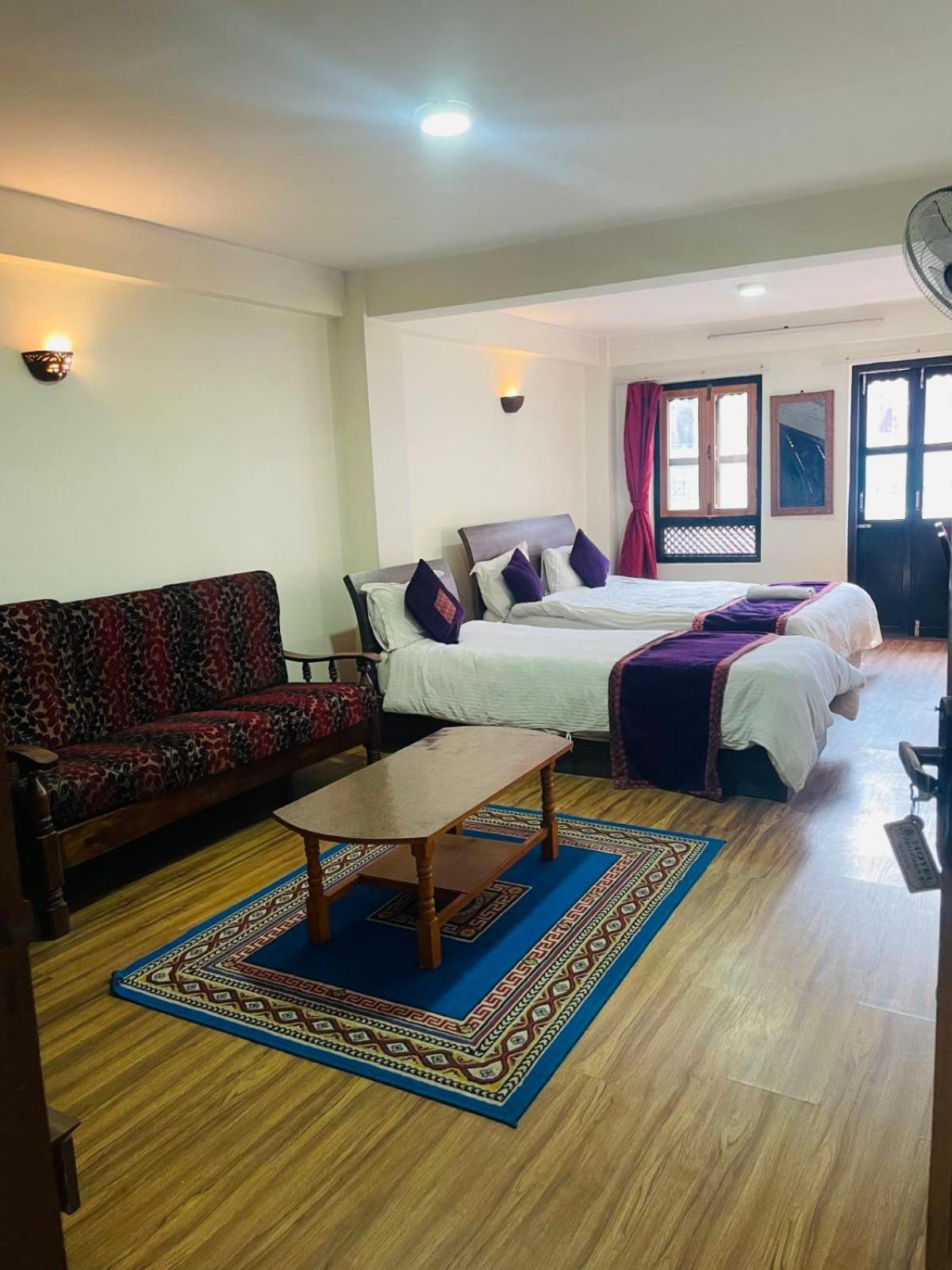 Hotel Bhaktapur Inn Экстерьер фото