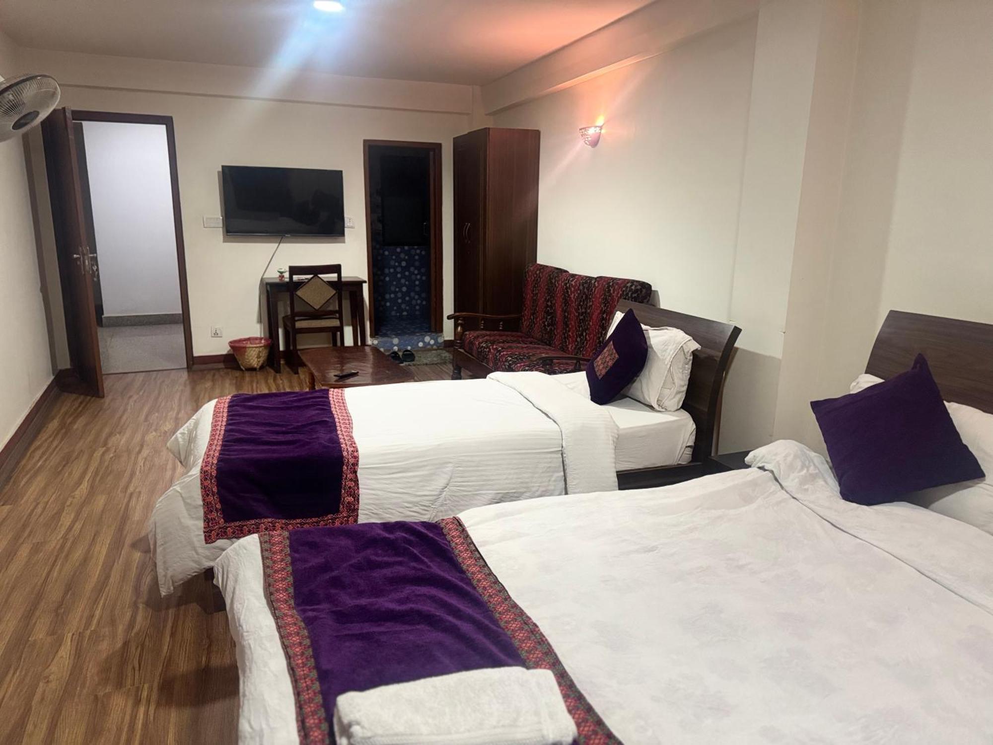 Hotel Bhaktapur Inn Экстерьер фото