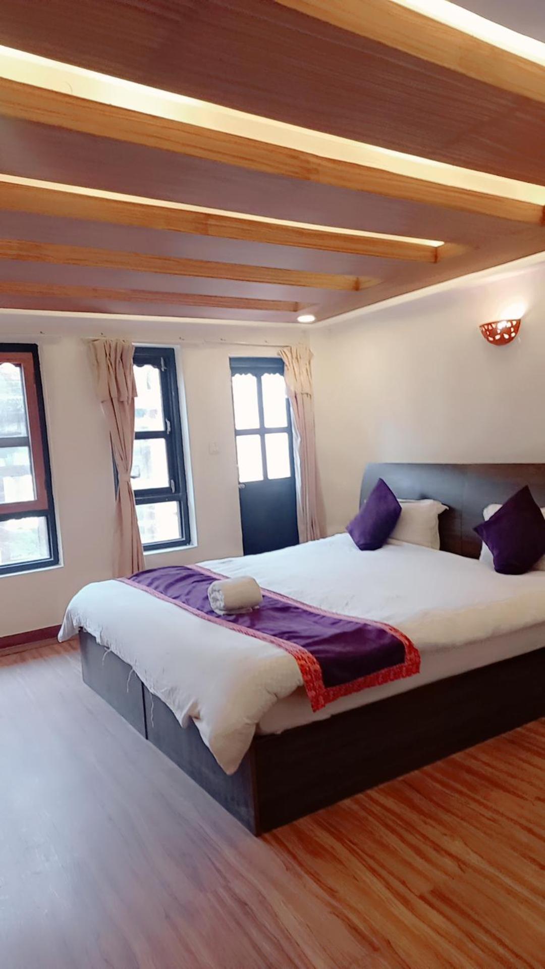 Hotel Bhaktapur Inn Экстерьер фото