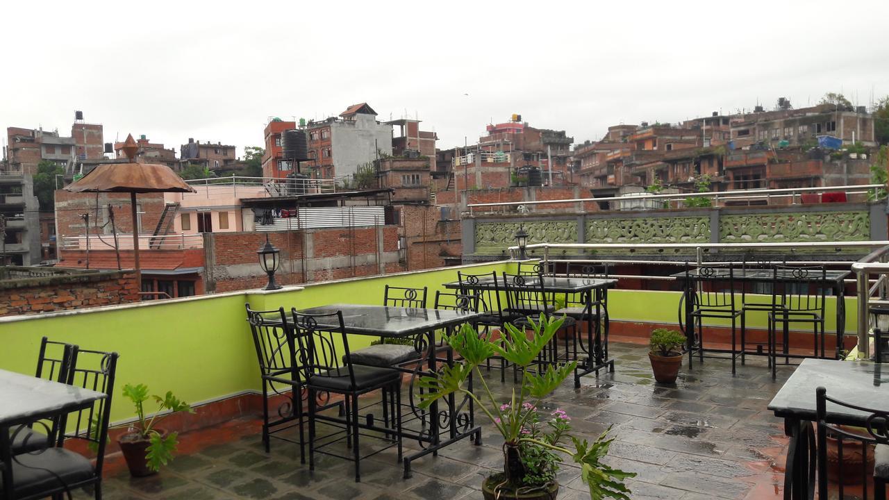 Hotel Bhaktapur Inn Экстерьер фото