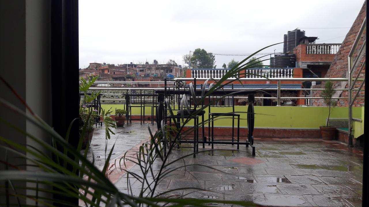 Hotel Bhaktapur Inn Экстерьер фото