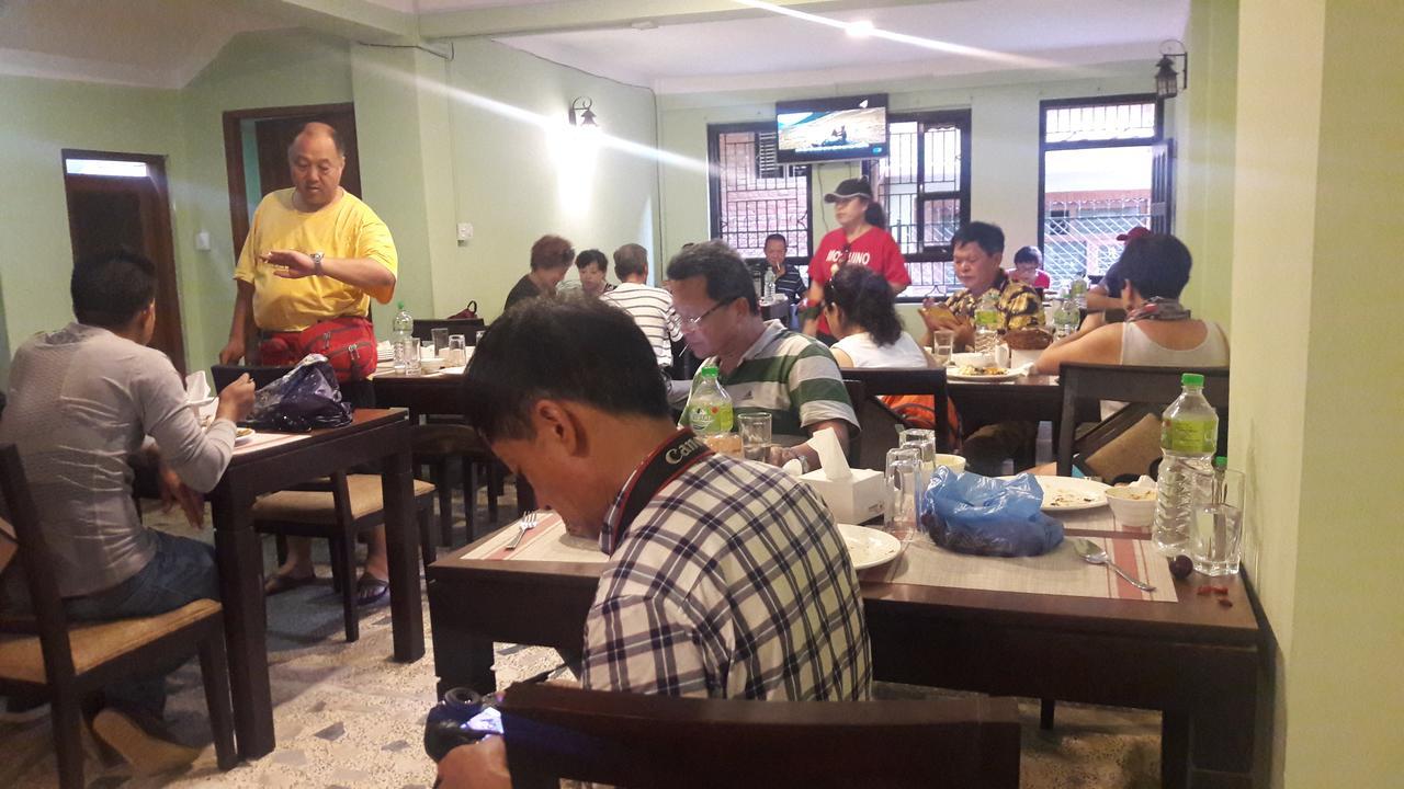 Hotel Bhaktapur Inn Экстерьер фото