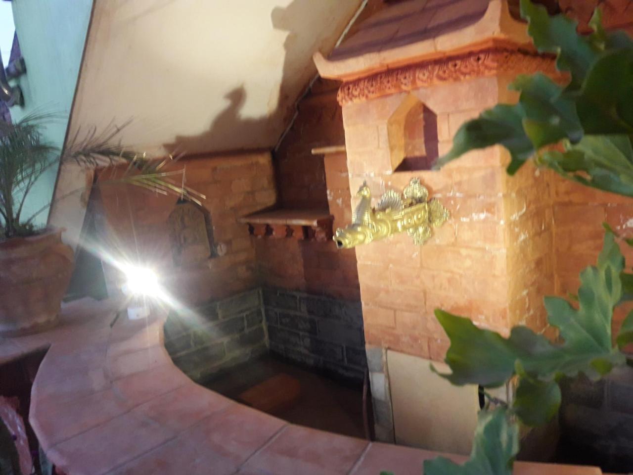 Hotel Bhaktapur Inn Экстерьер фото