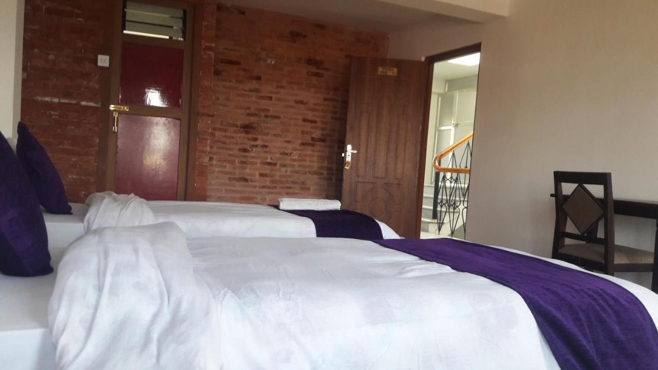 Hotel Bhaktapur Inn Экстерьер фото